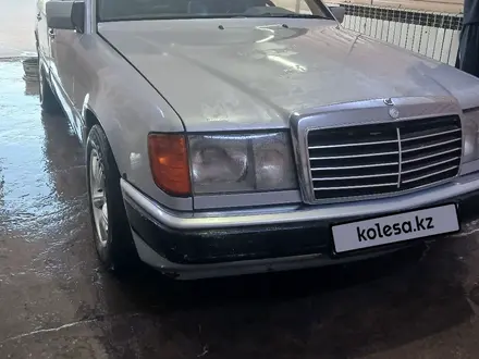 Mercedes-Benz E 200 1990 года за 700 000 тг. в Кызылорда