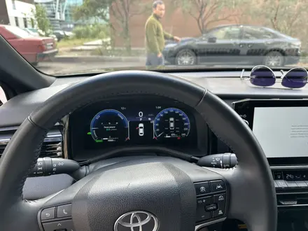 Toyota Camry 2025 года за 21 200 000 тг. в Астана – фото 12