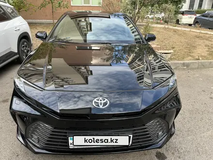 Toyota Camry 2025 года за 21 200 000 тг. в Астана – фото 3