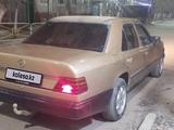 Mercedes-Benz E 250 1989 года за 800 000 тг. в Жезказган – фото 4