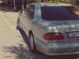 Mercedes-Benz E 240 1999 года за 2 300 000 тг. в Астана
