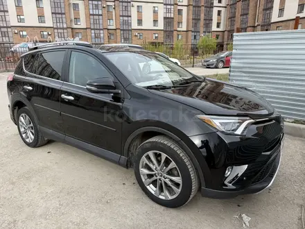 Toyota RAV4 2016 года за 7 800 000 тг. в Актобе – фото 9