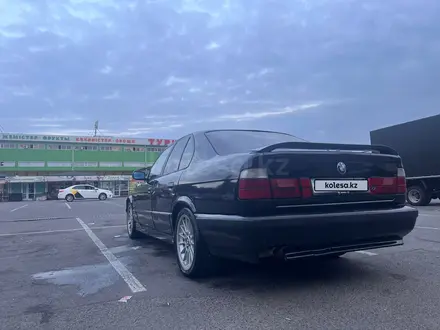 BMW 525 1994 года за 2 465 500 тг. в Алматы – фото 4