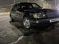 Mercedes-Benz E 230 1989 года за 1 250 000 тг. в Алматы