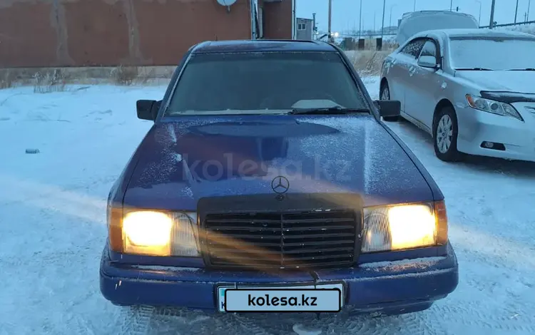 Mercedes-Benz E 260 1988 годаfor1 600 000 тг. в Караганда