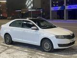 Skoda Rapid 2014 годаfor3 700 000 тг. в Шымкент – фото 3