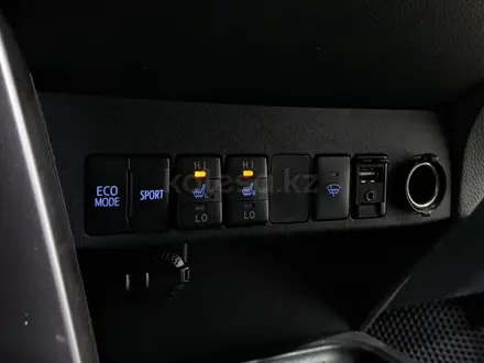 Toyota RAV4 2016 года за 8 450 000 тг. в Астана – фото 21