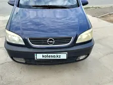 Opel Zafira, 2001