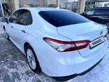 Toyota Camry 2021 года за 16 800 000 тг. в Астана – фото 4