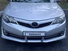 Toyota Camry, 2014