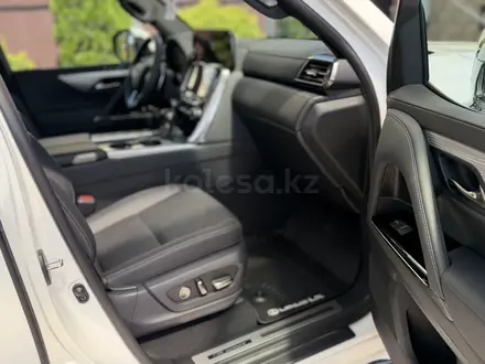Lexus LX 600 2025 года за 84 500 000 тг. в Алматы – фото 21