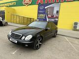 Mercedes-Benz E 320 2002 года за 2 300 000 тг. в Уральск – фото 3