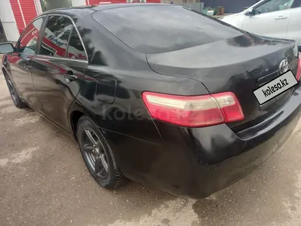 Toyota Camry 2007 года за 4 800 000 тг. в Актобе – фото 5