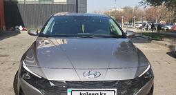Hyundai Elantra 2023 года за 11 500 000 тг. в Алматы – фото 3