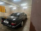 Mercedes-Benz E 280 1995 годаfor2 850 000 тг. в Шаульдер – фото 2