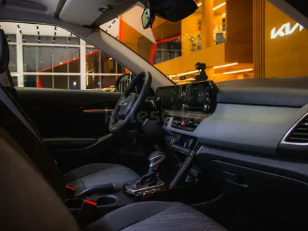Kia Seltos Comfort 2WD 2026 года за 12 490 000 тг. в Жетысай – фото 11
