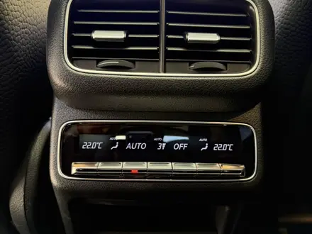 Mercedes-Benz GLE Coupe 450 AMG 2025 года за 65 000 000 тг. в Астана – фото 32