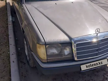 Mercedes-Benz E 200 1990 года за 1 100 000 тг. в Алматы – фото 6