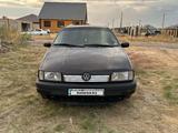 Volkswagen Passat 1993 годаүшін1 800 000 тг. в Актобе