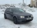 Volkswagen Golf 2001 годаfor2 750 000 тг. в Караганда