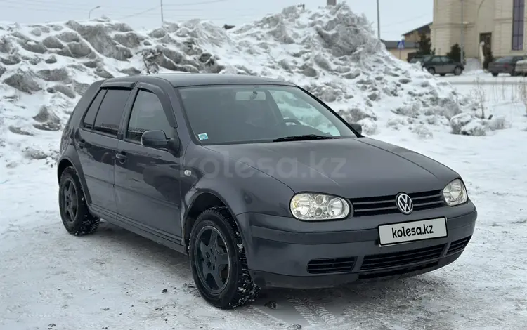 Volkswagen Golf 2001 годаfor2 750 000 тг. в Караганда