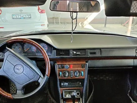 Mercedes-Benz E 230 1993 года за 2 200 000 тг. в Кызылорда – фото 6