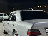 Mercedes-Benz E 220 1993 года за 2 600 000 тг. в Туркестан