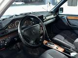 Mercedes-Benz E 220 1993 года за 2 600 000 тг. в Туркестан – фото 3