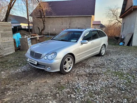 Mercedes-Benz C 200 2003 года за 3 600 000 тг. в Алматы – фото 5