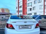 Hyundai Accent 2014 годаүшін5 120 000 тг. в Караганда – фото 2