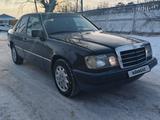 Mercedes-Benz E 220 1990 годаүшін1 000 000 тг. в Петропавловск – фото 2