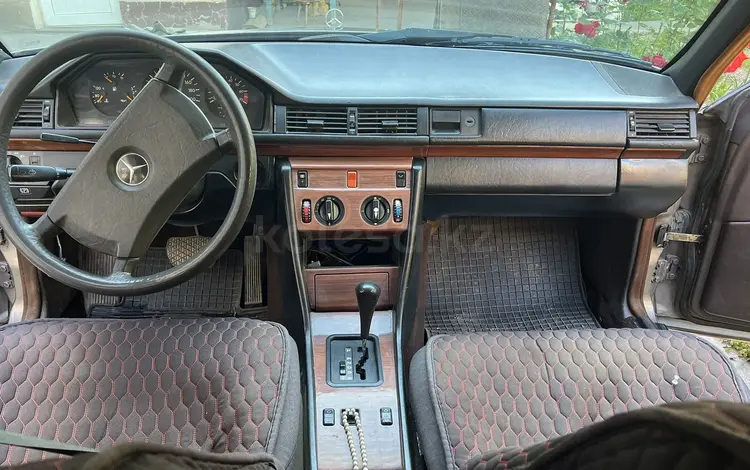 Mercedes-Benz E 230 1989 годаүшін1 150 000 тг. в Шымкент