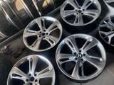 Комплект дисков Bentley на резине Hankook R21 за 750 000 тг. в Алматы – фото 2