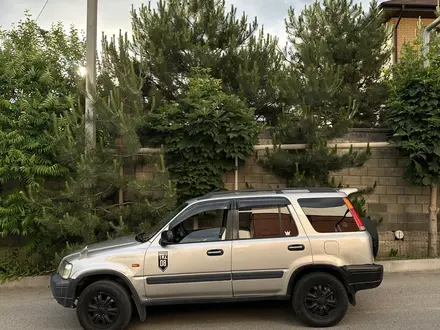 Honda CR-V 1996 года за 2 300 000 тг. в Алматы – фото 2