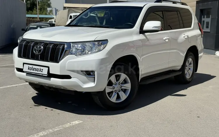 Toyota Land Cruiser Prado 2017 года за 19 800 800 тг. в Актобе