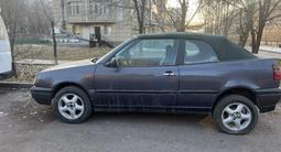 Volkswagen Golf 1994 года за 1 250 000 тг. в Алматы