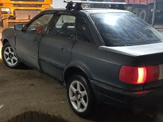 Audi 80, 1992