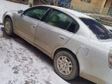 Nissan Altima 2004 года за 2 300 000 тг. в Актобе – фото 2