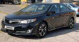Toyota Camry 2014 года за 8 000 000 тг. в Шымкент