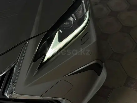 Lexus ES 250 2018 года за 18 300 000 тг. в Алматы – фото 28