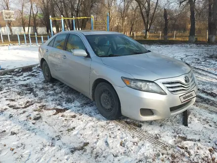 Toyota Camry 2009 года за 3 500 000 тг. в Актобе – фото 18