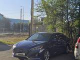 Hyundai Sonata 2017 года за 7 600 000 тг. в Атырау – фото 2