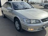 Toyota Camry Gracia 2000 года за 4 500 000 тг. в Семей – фото 2