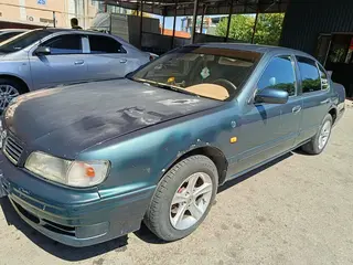 Nissan Maxima, 1999