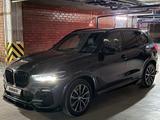 BMW X5 2020 года за 31 500 000 тг. в Астана – фото 3
