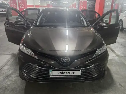 Toyota Camry 2021 года за 16 000 000 тг. в Тараз