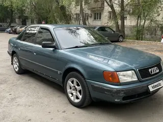 Audi 100