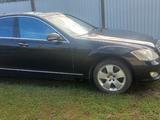 Mercedes-Benz S 450 2007 года за 4 700 000 тг. в Косшы – фото 3