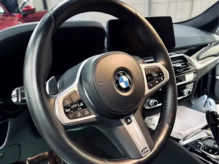 BMW 530 2022 года за 28 000 000 тг. в Астана – фото 13