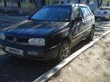 Volkswagen Golf 1994 года за 800 000 тг. в Сатпаев – фото 2